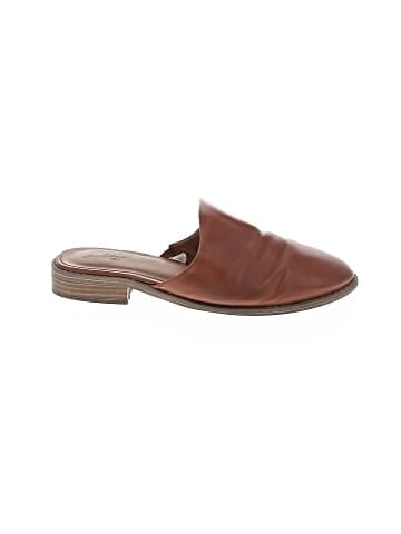 Universal Thread Mule/Clog (view 1)