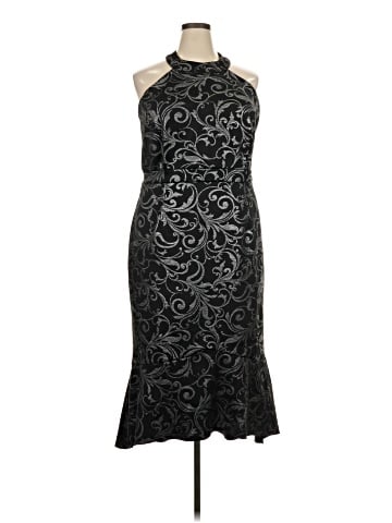 En Focus Cocktail Dress (view 1)