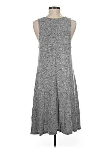Old Navy Casual Dress (view 2)