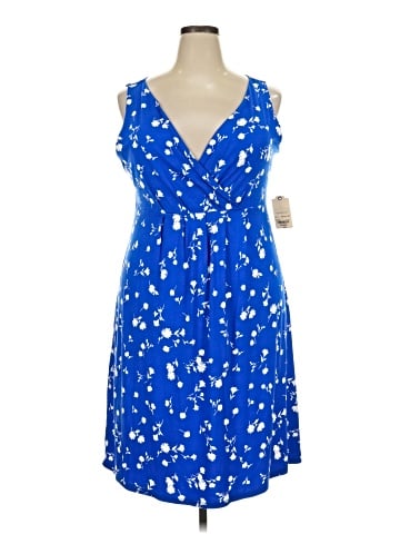 St. John's Bay Casual Dress (view 1)