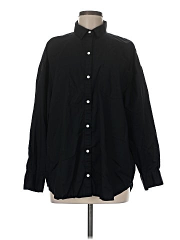 Old Navy Long Sleeve Button-Down Shirt (view 1)