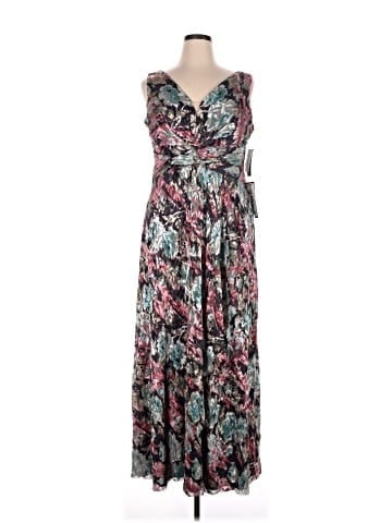 R&M Richards Casual Dress (view 1)
