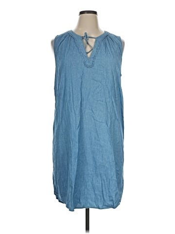 Old Navy Casual Dress (view 1)