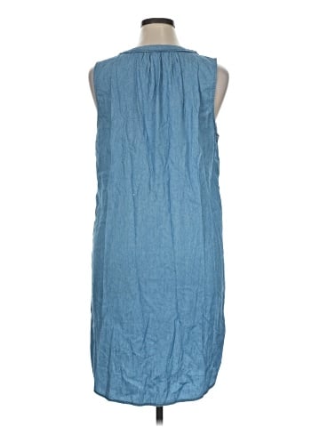 Old Navy Casual Dress (view 2)