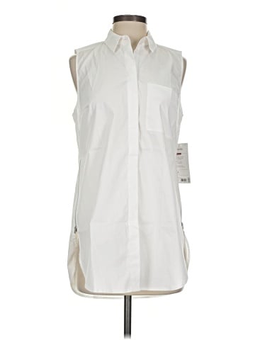 Athleta Sleeveless Button-Down Shirt (view 1)