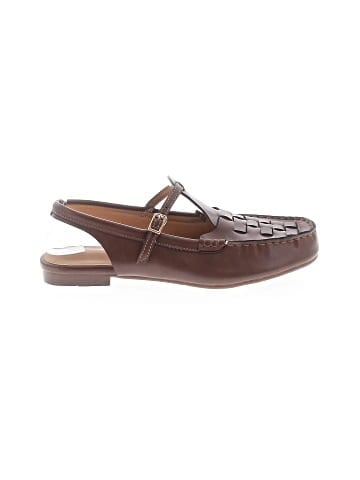 Unbranded Flats (view 1)