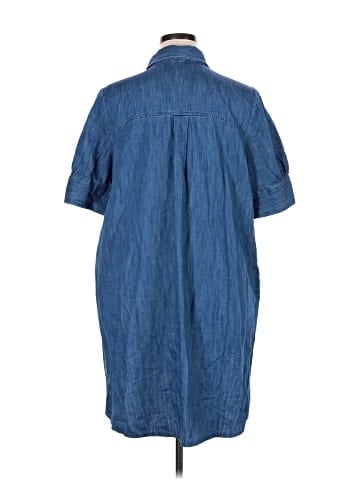 Old Navy Casual Dress (view 2)