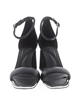 DKNY Sandals (view 2)