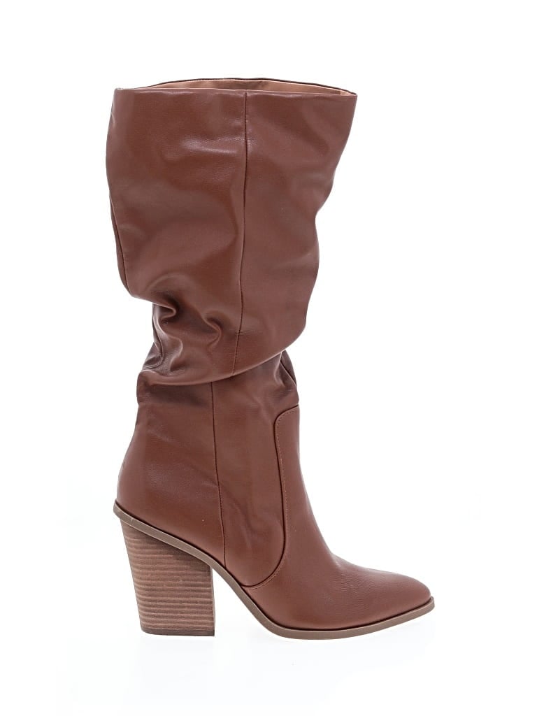 Pre-owned Dolce Vita Boots In Brown