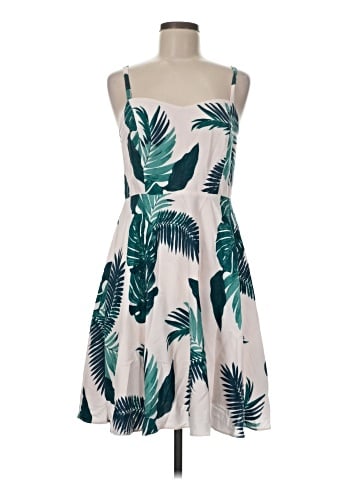 Old Navy Casual Dress (view 1)