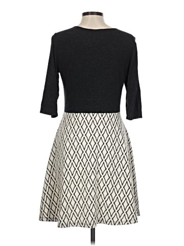 Le Lis Casual Dress (view 2)