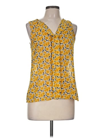 Fun2Fun Sleeveless Blouse (view 1)