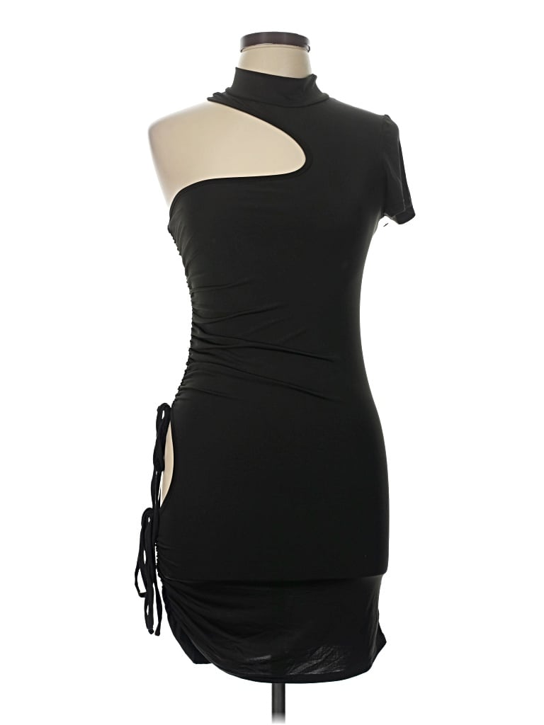 Pre-owned Prettylittlething Cocktail Dress In Black