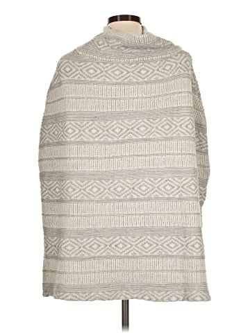 Dylan Poncho (view 2)