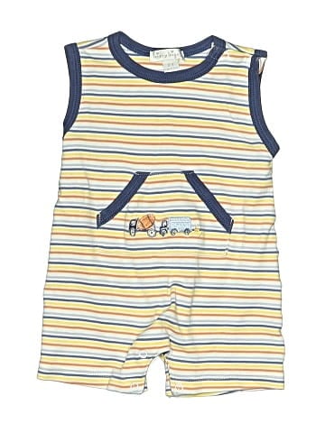 Kissy Kissy Short Sleeve Outfit (view 1)