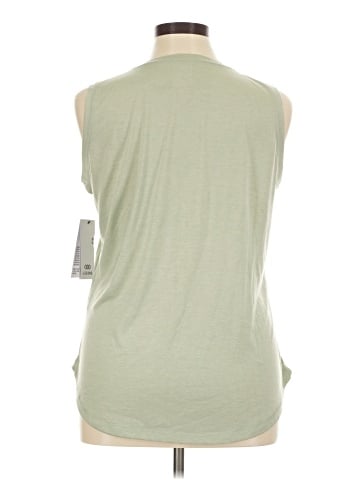Legend Sleeveless Top (view 2)