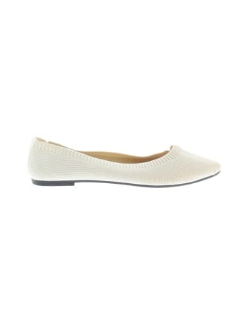Unbranded Flats (view 1)