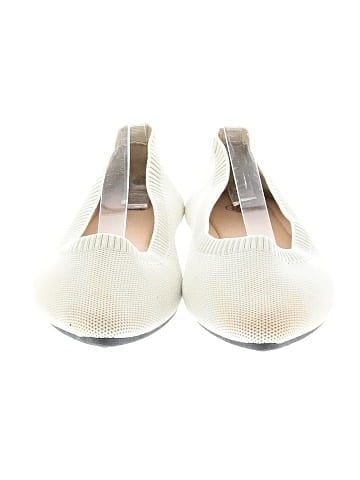 Unbranded Flats (view 2)