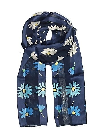 Echo Scarf (view 1)