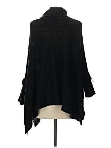Stella Carakasi Poncho (view 2)