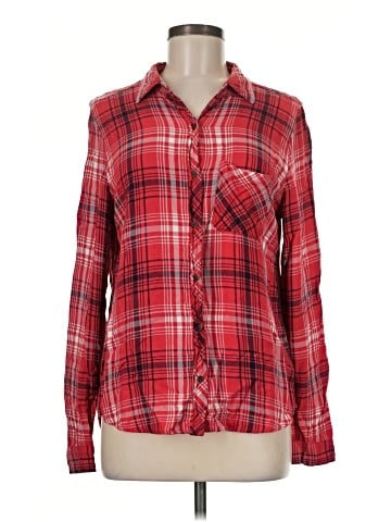 Universal Thread Long Sleeve Button-Down Shirt (view 1)