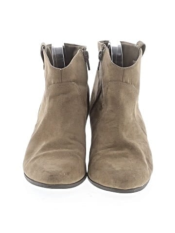 Old Navy Ankle Boots (view 2)