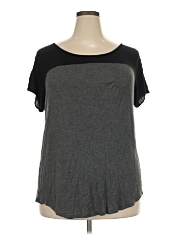 JKLA Short Sleeve Top (view 1)