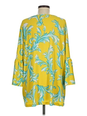 Passport 3/4 Sleeve Blouse (view 2)