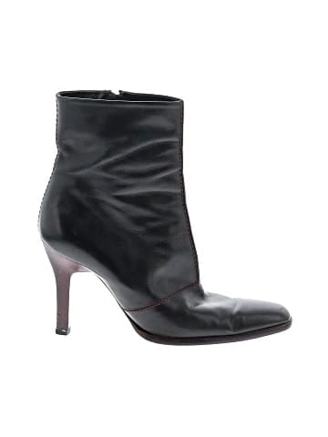 Tod's Ankle Boots (view 1)