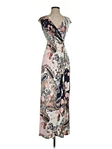 Le Lis Casual Dress (view 1)