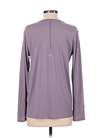 Alo Yoga Long Sleeve T-Shirt (view 2)