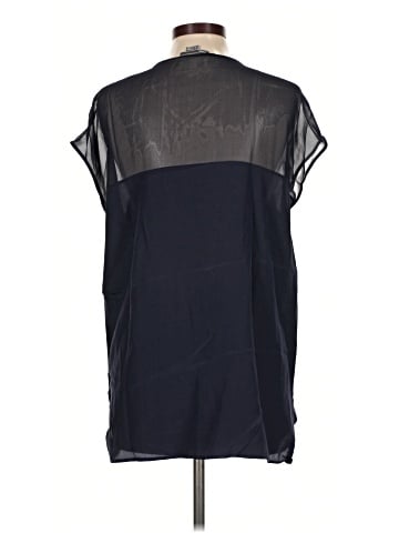 Vince. Sleeveless T-Shirt (view 2)