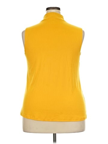 Eye Candy Short Sleeve Turtleneck (view 2)