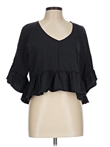 Francesca's 3/4 Sleeve Top (view 1)