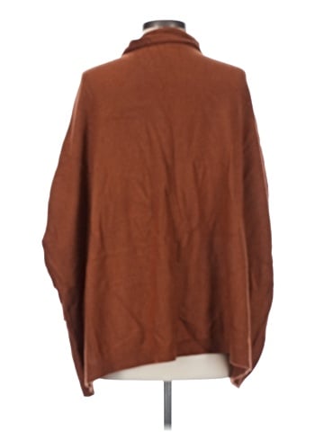 Moth Poncho (view 2)