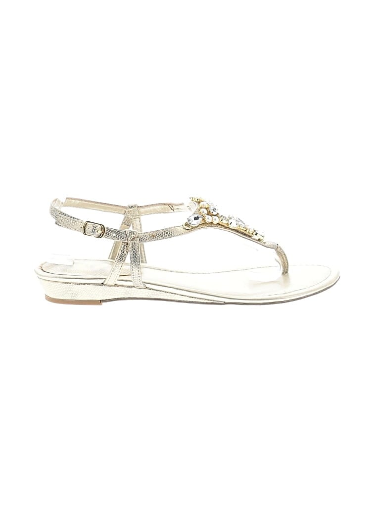 Pre-owned Unisa Sandals In Ivory