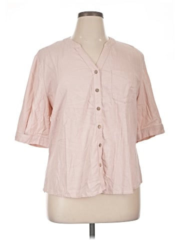 Cable & Gauge 3/4 Sleeve Button-Down Shirt (view 1)