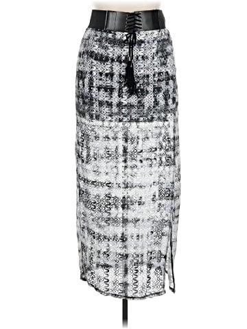 No Boundaries Casual Skirt (view 1)