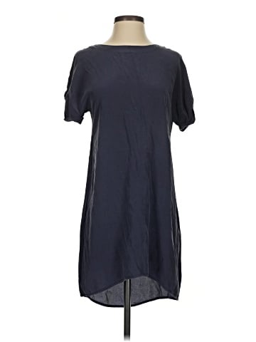 Everlane Casual Dress (view 1)