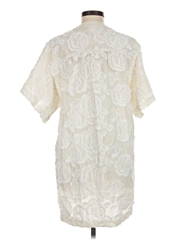 Akemi + Kin Kimono (view 2)