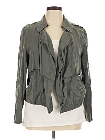 BB Dakota Long Sleeve Top (view 1)