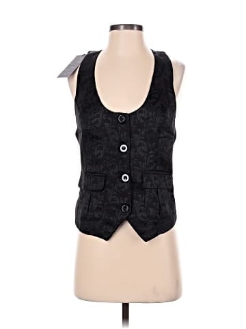 Kancy Kole Sleeveless Blouse (view 1)