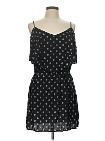Old Navy Casual Dress (view 1)