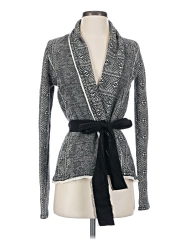 Sparrow Cardigan (view 1)