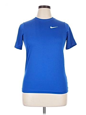 Nike Active T-Shirt (view 1)