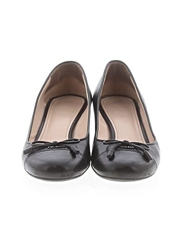 Prada Pumps (view 2)