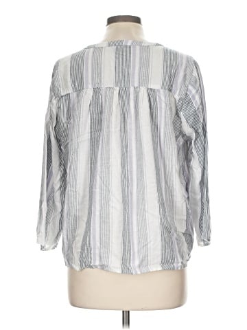 Splendid 3/4 Sleeve Button-Down Shirt (view 2)