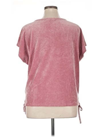 TWO by Vince Camuto Short Sleeve T-Shirt (view 2)