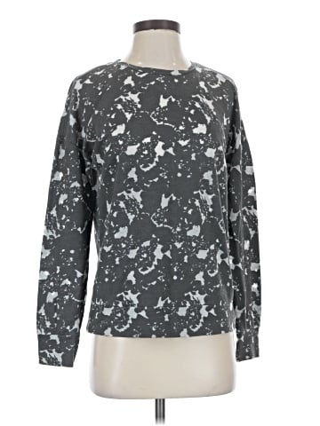 Fabletics Long Sleeve T-Shirt (view 1)