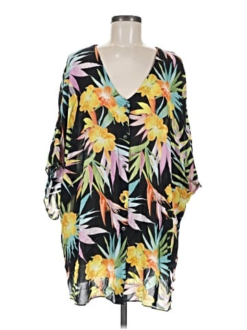 Hurley 3/4 Sleeve Blouse (view 1)